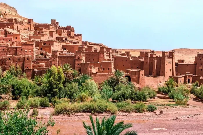 imageye___-_imgi_5_desert-5818387_1280-700x466