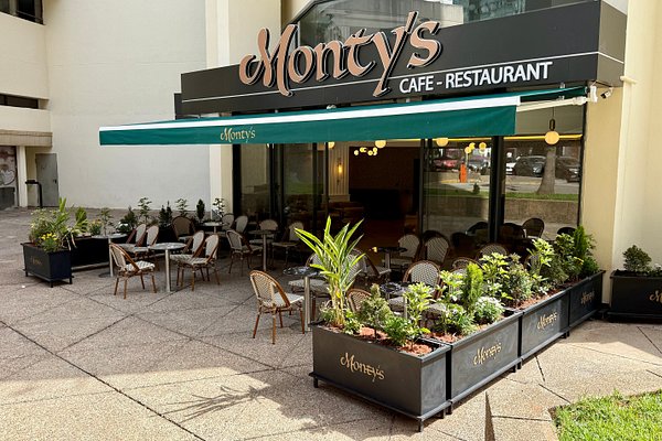 monty-s-cafe-restaurant